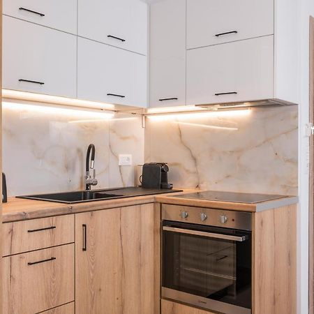 Indigo Blue Seaside Deluxe Apartments Κίσσαμος Εξωτερικό φωτογραφία