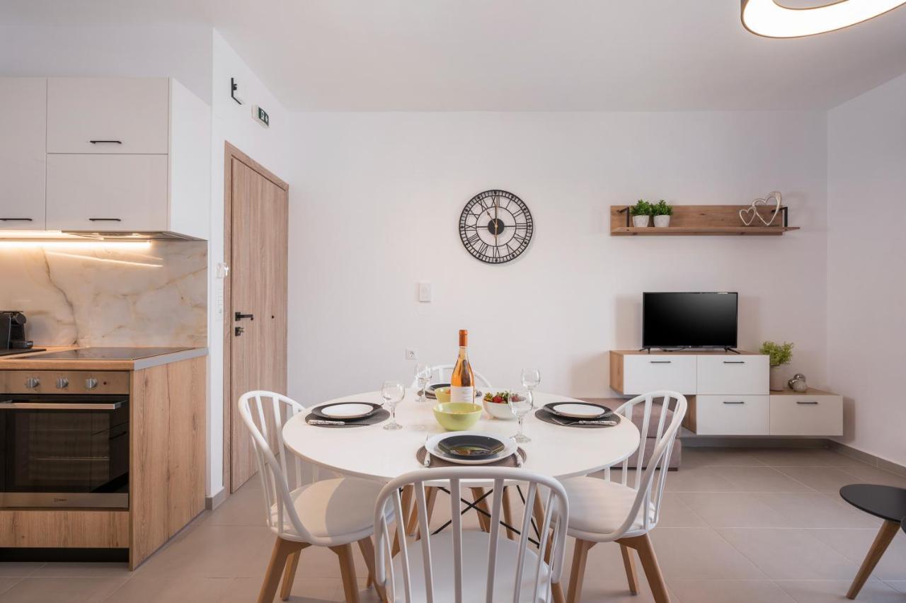Indigo Blue Seaside Deluxe Apartments Κίσσαμος Εξωτερικό φωτογραφία