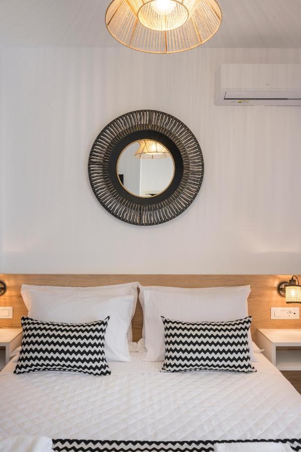 Indigo Blue Seaside Deluxe Apartments Κίσσαμος Εξωτερικό φωτογραφία