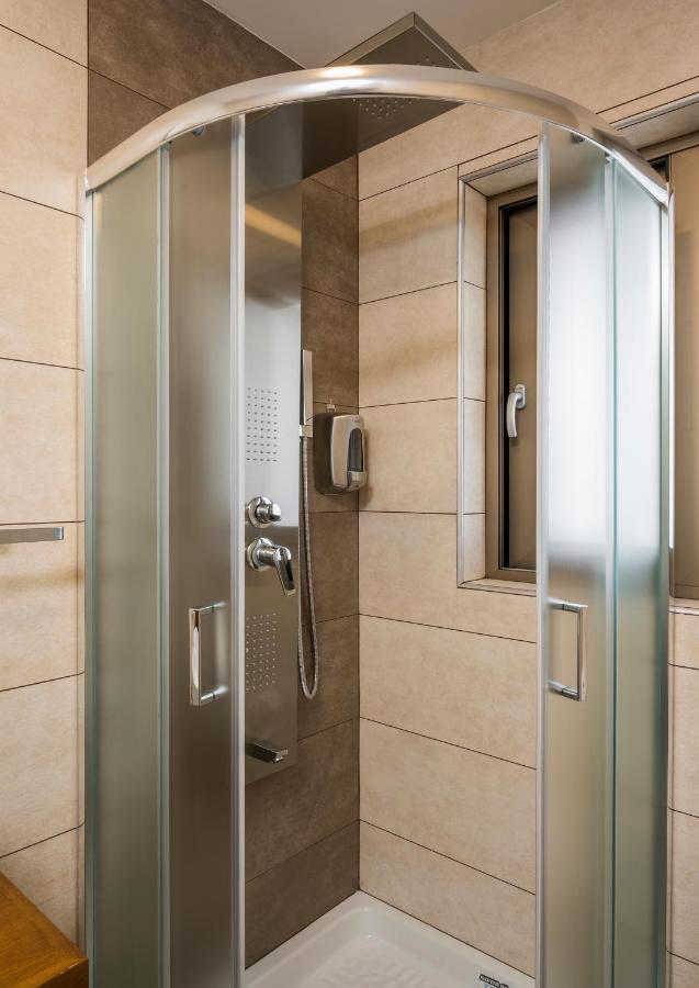 Indigo Blue Seaside Deluxe Apartments Κίσσαμος Εξωτερικό φωτογραφία