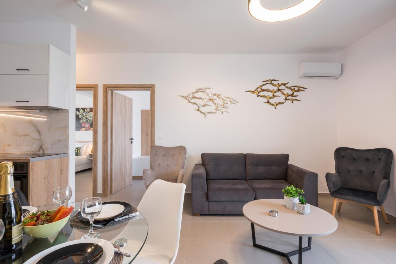 Indigo Blue Seaside Deluxe Apartments Κίσσαμος Εξωτερικό φωτογραφία