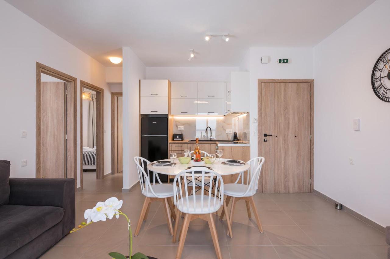 Indigo Blue Seaside Deluxe Apartments Κίσσαμος Εξωτερικό φωτογραφία