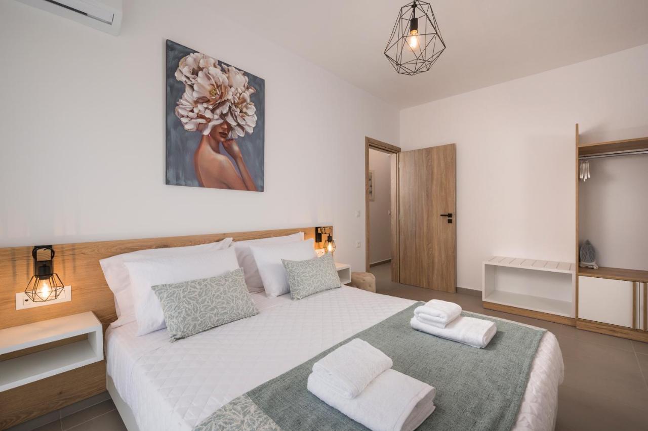 Indigo Blue Seaside Deluxe Apartments Κίσσαμος Εξωτερικό φωτογραφία