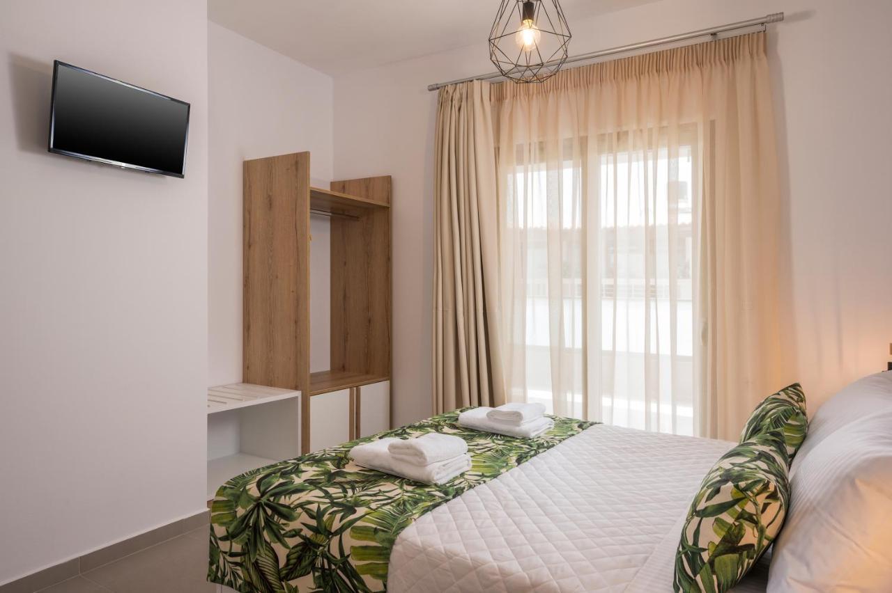 Indigo Blue Seaside Deluxe Apartments Κίσσαμος Εξωτερικό φωτογραφία